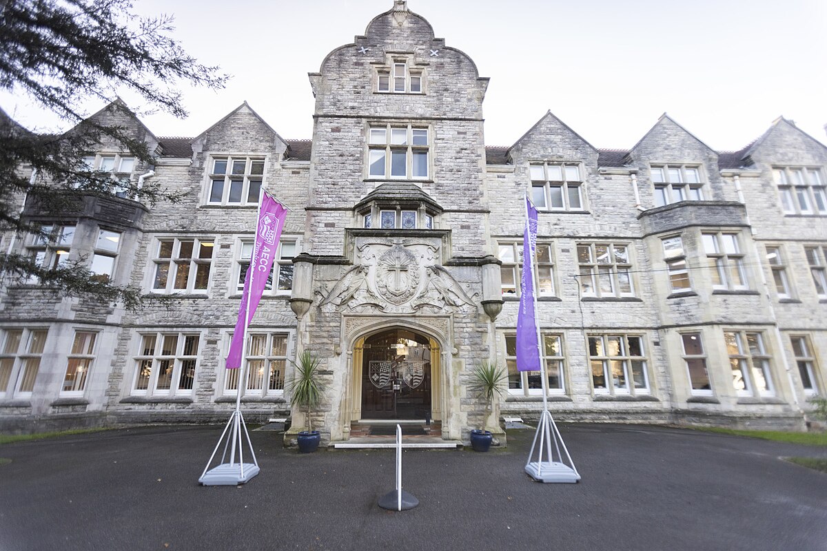 AECC University College